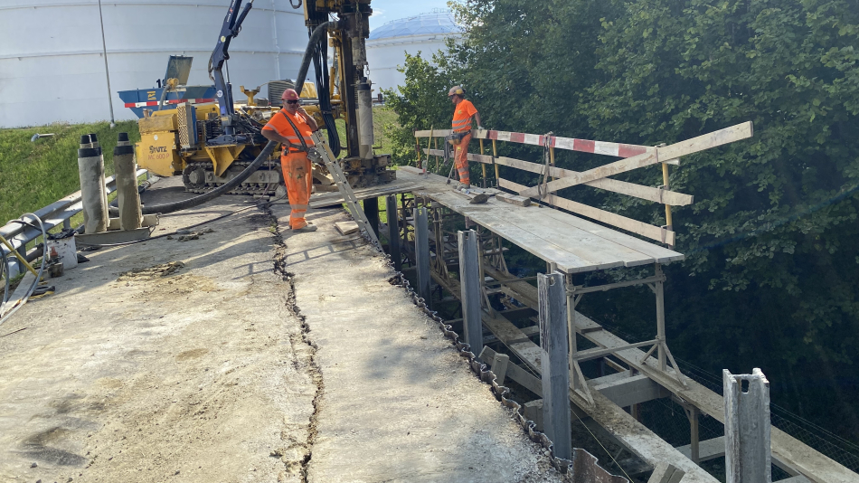 Hangsicherung, interne Strasse Tanklager Altishausen