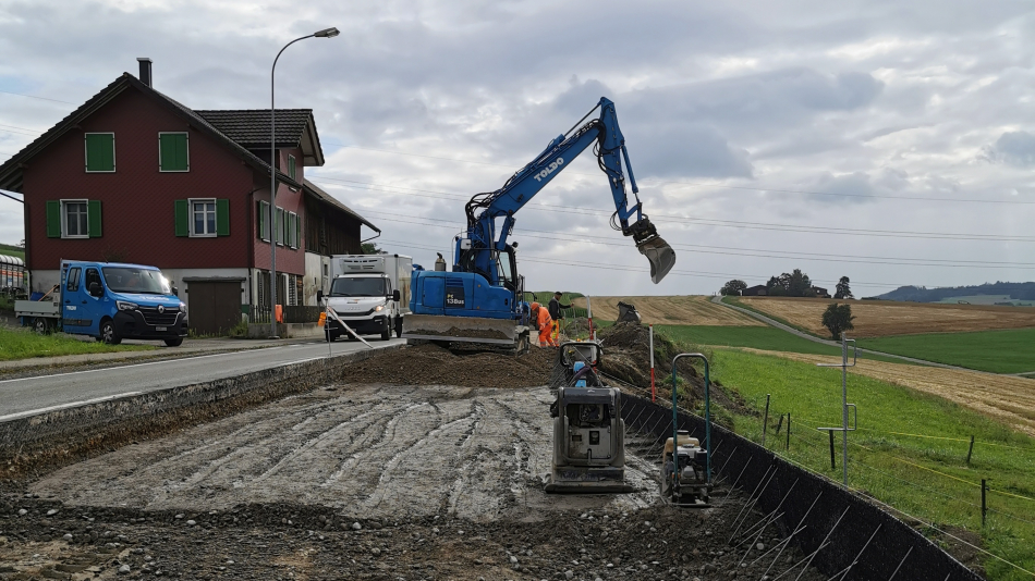 Sanierung Bürglenstrasse, Neubau Radweg Mettlen-Moos